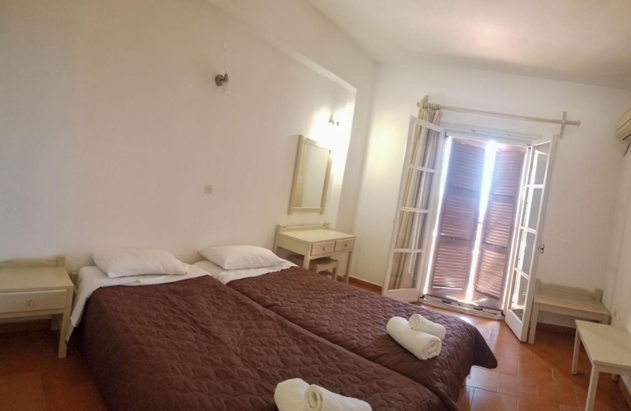 Mirabello Hotel Apartments Dassia  Eksteriør billede